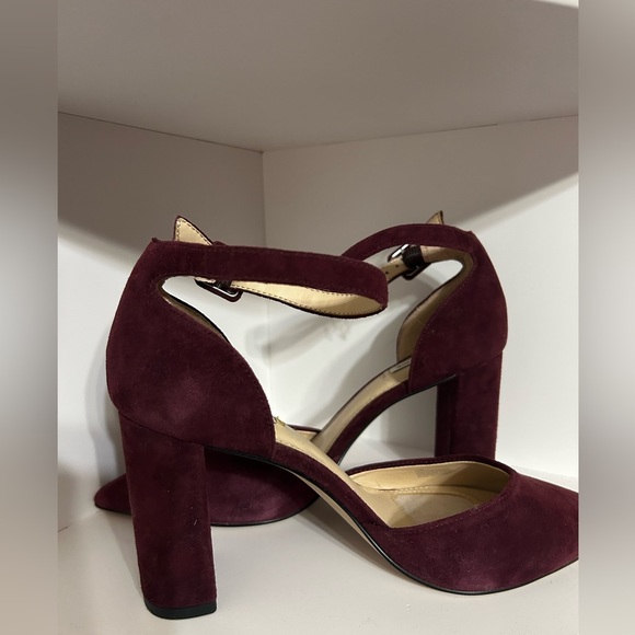 NWOT Alex Marie burgundy heel with ankle strap - size 7.5 - Picture 4 of 5